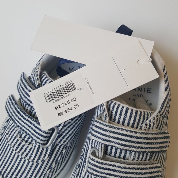 Janie and Jack Seersucker Sneakers - Picture 6 of 9